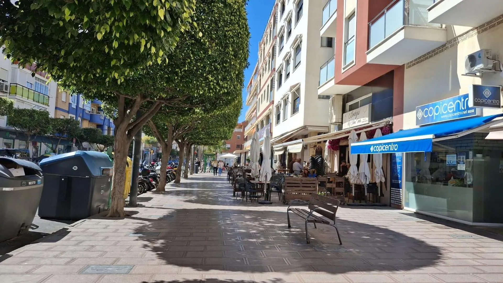 Atico Mediterraneo Con Terraza Y Solarium En El Centro Y A Un Paso Del Mar En Rincón de la Victoria